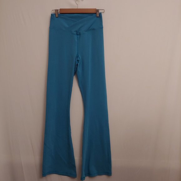 PINK Victoria's Secret Pants - Pink VS crossover highrise flare leggings teal with back pocket size M